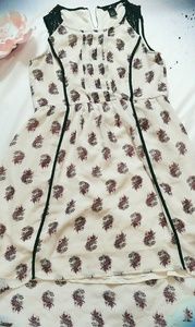 H & M paisley print dress.